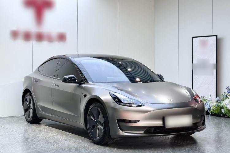 Used Tesla Model 3 2022 Rear-Wheel-Drive Version Front Right 45 Deg