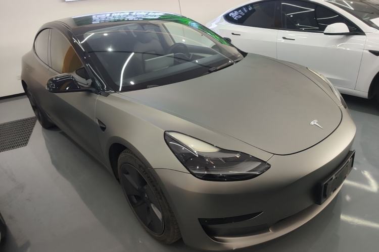 Used Tesla Model 3 2022 Rear-Wheel-Drive Version Front Right 45 Deg