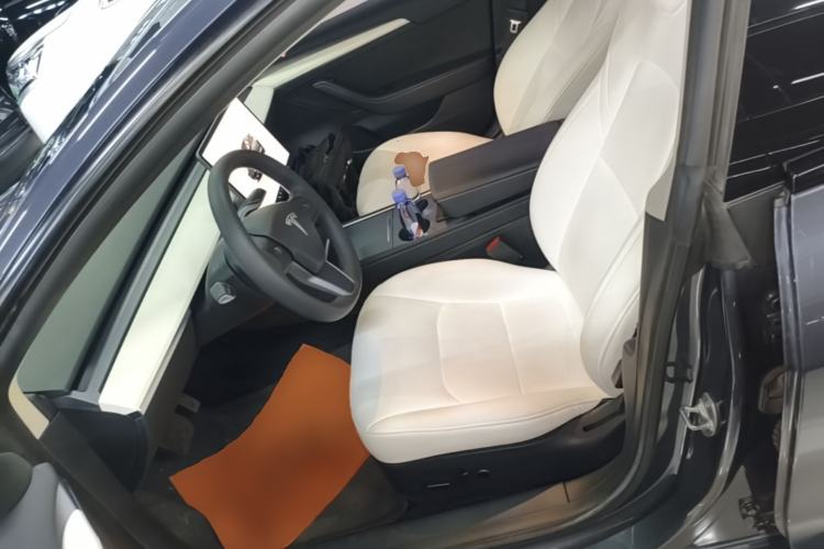 Used Tesla Model 3 2022 Rear-Wheel-Drive Version Left Front Seat
