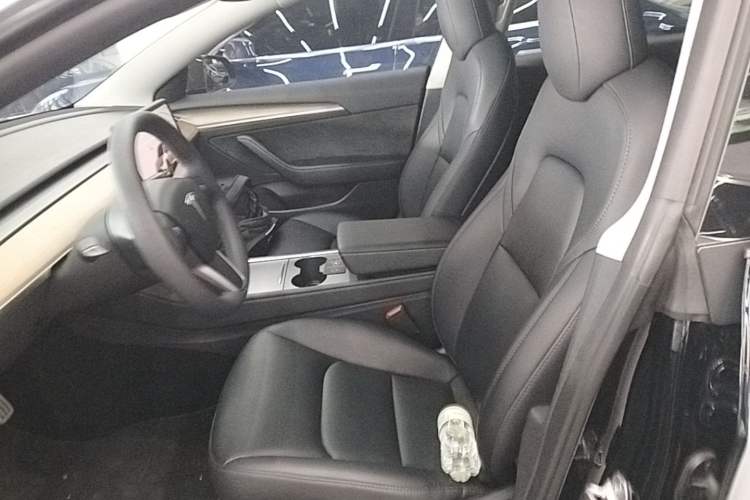 Used Tesla Model 3 2022 Performance High-Performance All-Wheel-Drive Version Left Front Seat