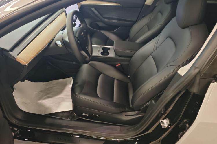 Used Tesla Model 3 2022 Rear-Wheel-Drive Version Left Front Seat