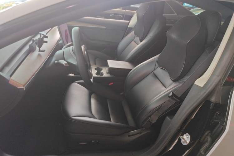Used Tesla Model 3 2022 Rear-Wheel-Drive Version Left Front Seat
