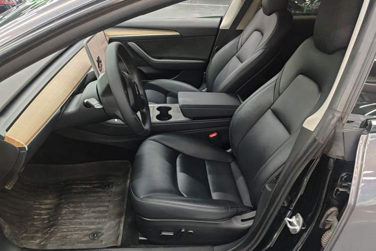 Used Tesla Model 3 2022 Rear-Wheel-Drive Version Left Front Seat
