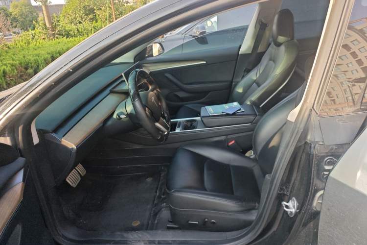 Used Tesla Model 3 2022 Performance High-Performance All-Wheel-Drive Version Left Front Seat