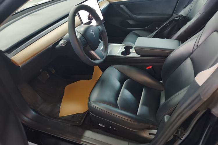 Used Tesla Model 3 2022 Rear-Wheel-Drive Version Left Front Seat