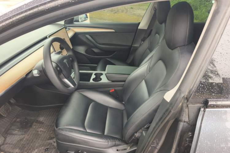 Used Tesla Model 3 2022 Rear-Wheel-Drive Version Left Front Seat