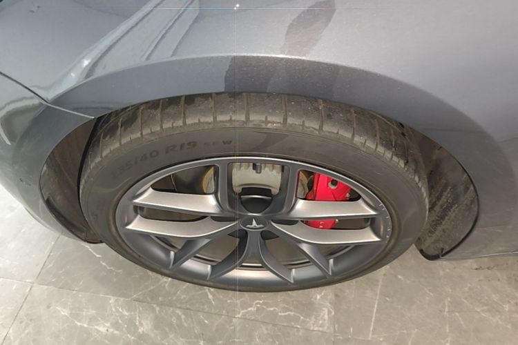 Used Tesla Model 3 2022 Performance High-Performance All-Wheel-Drive Version Left Front Wheel Hub