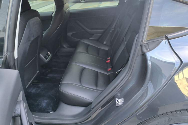 Used Tesla Model 3 2022 Rear-Wheel-Drive Version Left Rear Seat