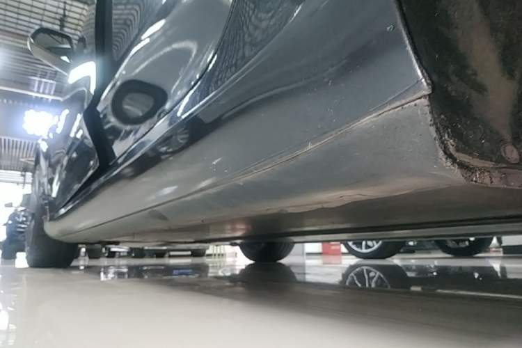 Used Tesla Model 3 2022 Rear-Wheel-Drive Version Left Side Sill