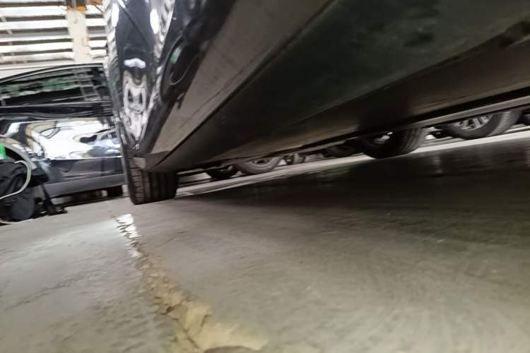 Used Tesla Model 3 2022 Rear-Wheel-Drive Version Left Side Sill