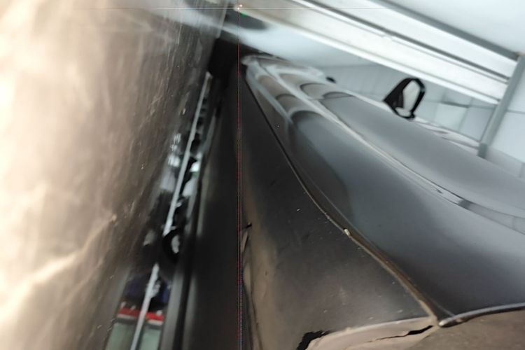 Used Tesla Model 3 2022 Performance High-Performance All-Wheel-Drive Version Left Side Sill