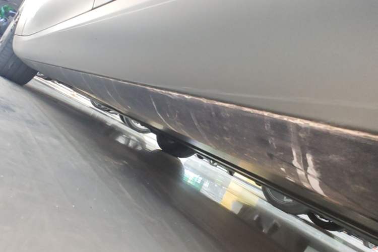 Used Tesla Model 3 2022 Rear-Wheel-Drive Version Left Side Sill
