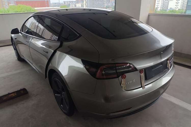 Used Tesla Model 3 2022 Rear-Wheel-Drive Version Rear Left 45 Deg
