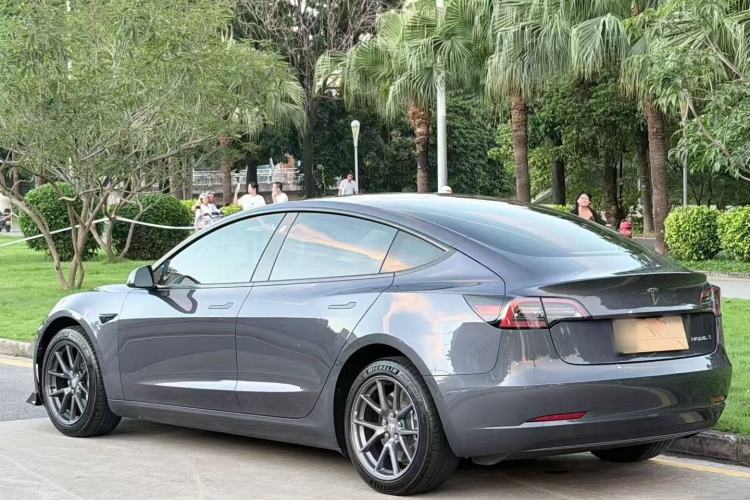 Used Tesla Model 3 2022 Rear-Wheel-Drive Version Rear Left 45 Deg