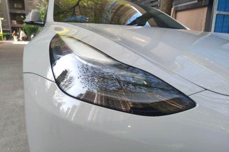 Used Tesla Model 3 2022 Rear-Wheel-Drive Version Right Front Headlight