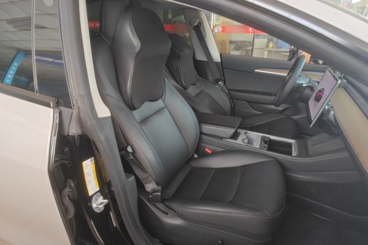 Used Tesla Model 3 2022 Rear-Wheel-Drive Version Right Front Seat