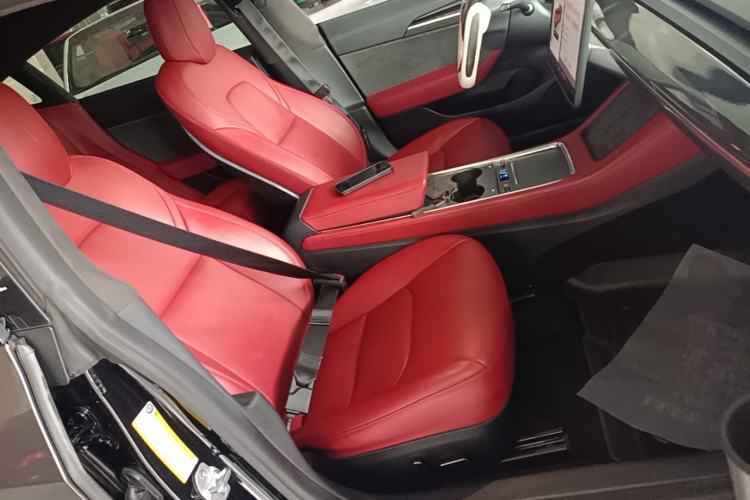 Used Tesla Model 3 2022 Rear-Wheel-Drive Version Right Front Seat