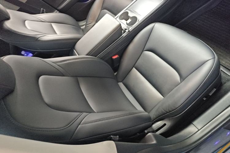 Used Tesla Model 3 2022 Rear-Wheel-Drive Version Right Front Seat