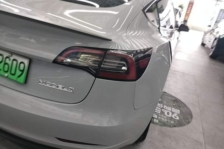 Used Tesla Model 3 2022 Performance High-Performance All-Wheel-Drive Version Right Rear Taillight