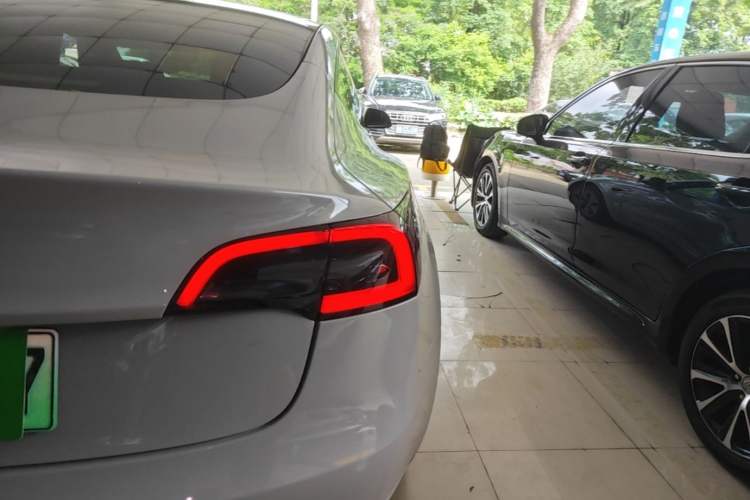 Used Tesla Model 3 2022 Rear-Wheel-Drive Version Right Rear Taillight