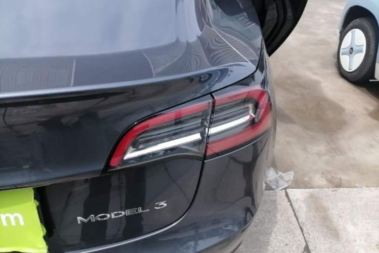 Used Tesla Model 3 2022 Rear-Wheel-Drive Version Right Rear Taillight