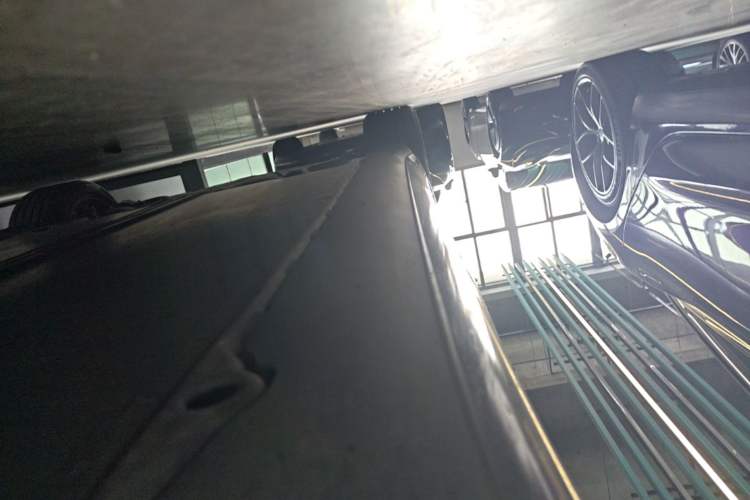 Used Tesla Model 3 2022 Rear-Wheel-Drive Version Right Side Sill