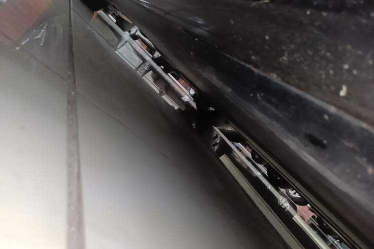 Used Tesla Model 3 2022 Performance High-Performance All-Wheel-Drive Version Right Side Sill