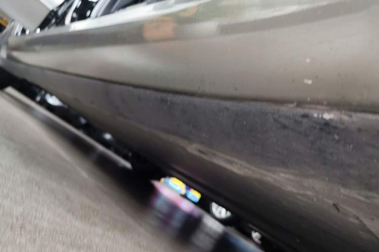 Used Tesla Model 3 2022 Rear-Wheel-Drive Version Right Side Sill