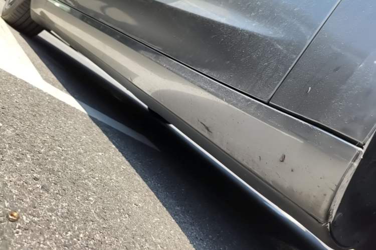 Used Tesla Model 3 2022 Rear-Wheel-Drive Version Right Side Sill