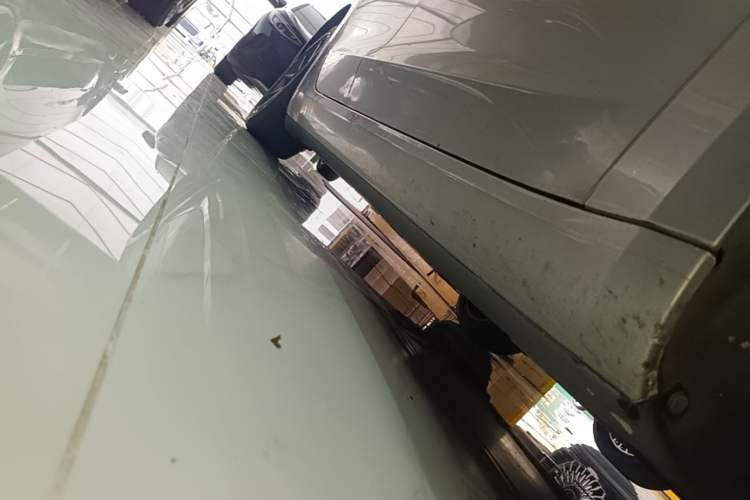 Used Tesla Model 3 2022 Rear-Wheel-Drive Version Right Side Sill