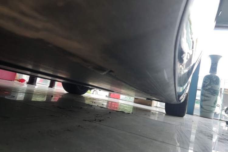 Used Tesla Model 3 2022 Rear-Wheel-Drive Version Right Side Sill