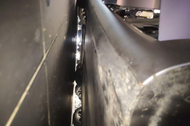 Used Tesla Model 3 2022 Rear-Wheel-Drive Version Right Side Sill