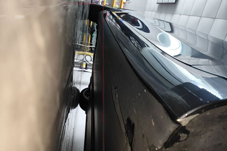 Used Tesla Model 3 2022 Performance High-Performance All-Wheel-Drive Version Right Side Sill