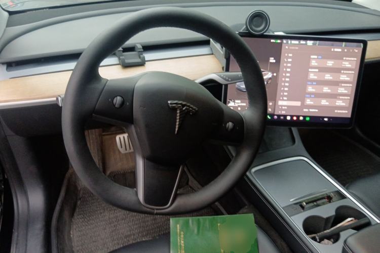 Used Tesla Model 3 2022 Performance High-Performance All-Wheel-Drive Version Steering Wheel