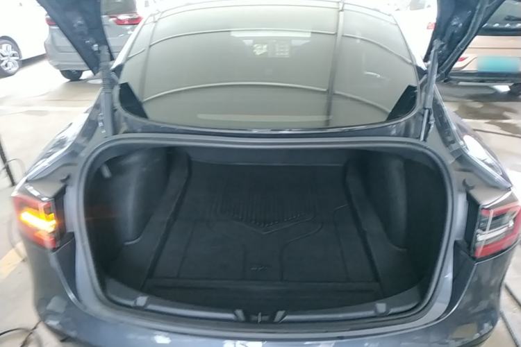 Used Tesla Model 3 2022 Rear-Wheel-Drive Version Trunk