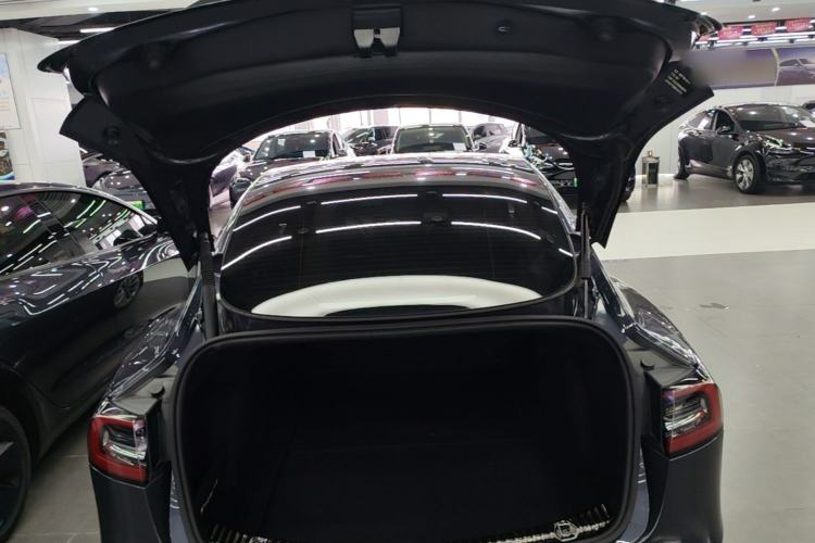 Used Tesla Model 3 2022 Rear-Wheel-Drive Version Trunk