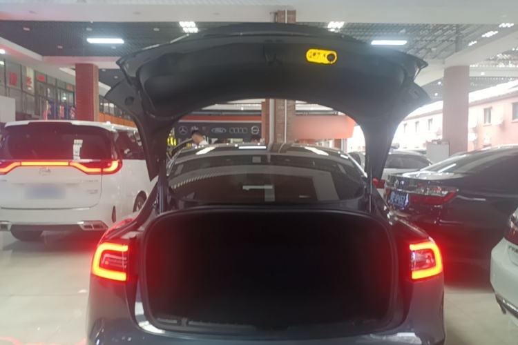 Used Tesla Model 3 2022 Performance High-Performance All-Wheel-Drive Version Trunk