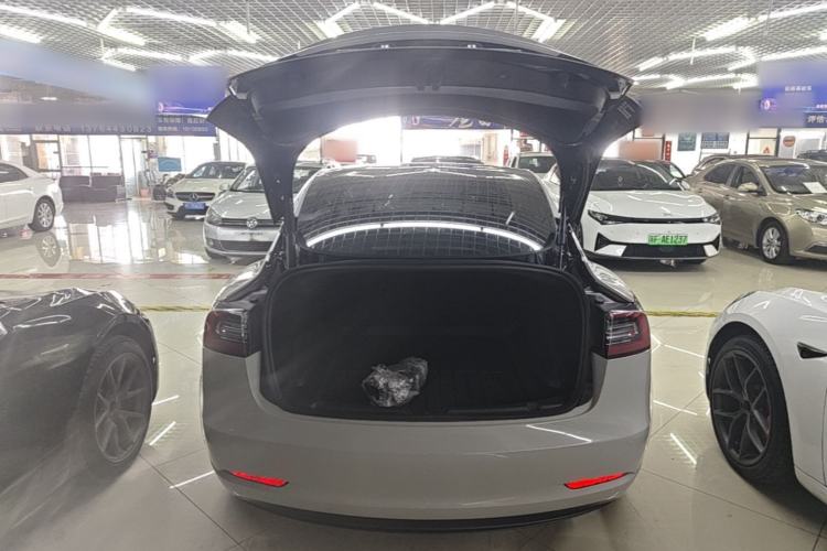 Used Tesla Model 3 2022 Rear-Wheel-Drive Version Trunk