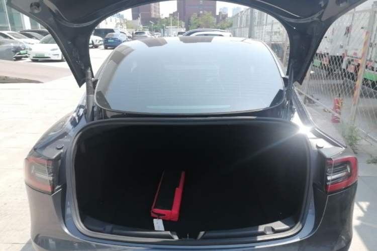 Used Tesla Model 3 2022 Rear-Wheel-Drive Version Trunk