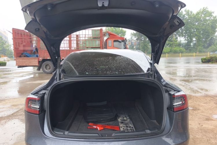Used Tesla Model 3 2022 Rear-Wheel-Drive Version Trunk