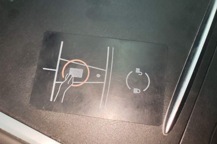 Used Tesla Model 3 2022 Rear-Wheel-Drive Version Vehicle Key