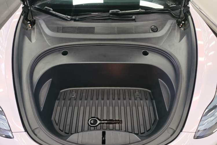 Used Tesla Model 3 2022 Rear-Wheel-Drive Version Engine Bay