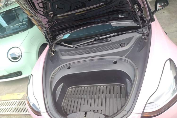 Used Tesla Model 3 2022 Rear-Wheel-Drive Version Engine Bay