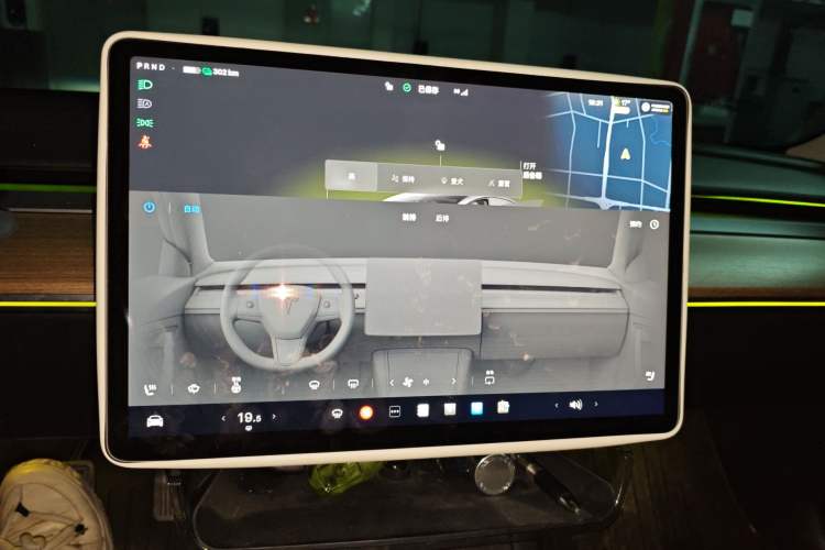 Used Tesla Model 3 2022 Rear-Wheel-Drive Version Audio And AC Panel