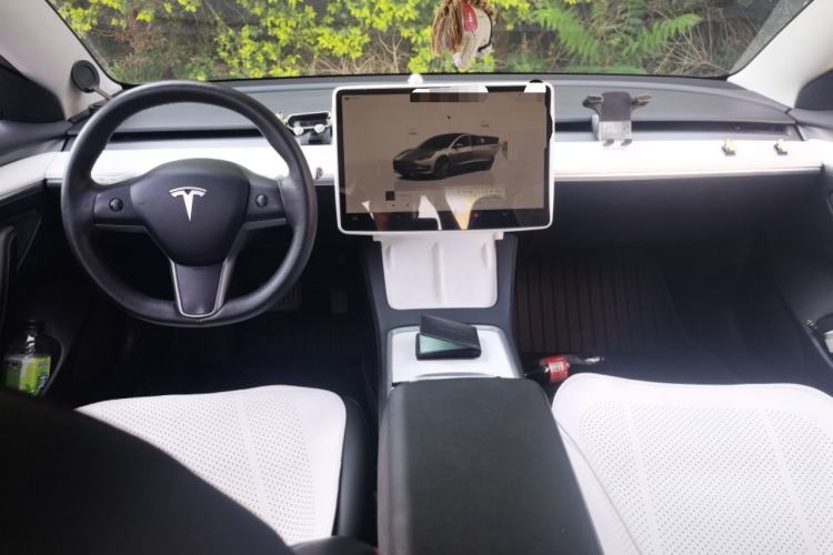 Used Tesla Model 3 2022 Rear-Wheel-Drive Version Center Console