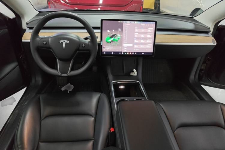 Used Tesla Model 3 2022 Rear-Wheel-Drive Version Center Console