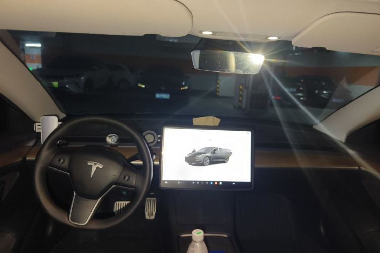 Used Tesla Model 3 2022 Rear-Wheel-Drive Version Center Console