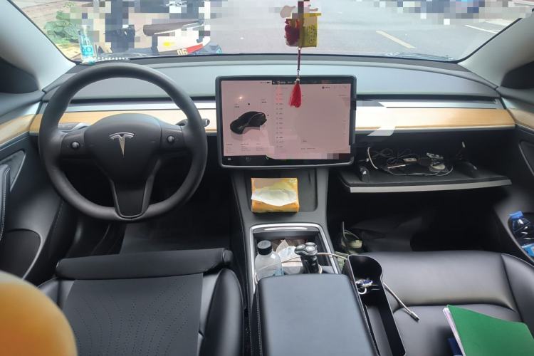 Used Tesla Model 3 2022 Rear-Wheel-Drive Version Center Console