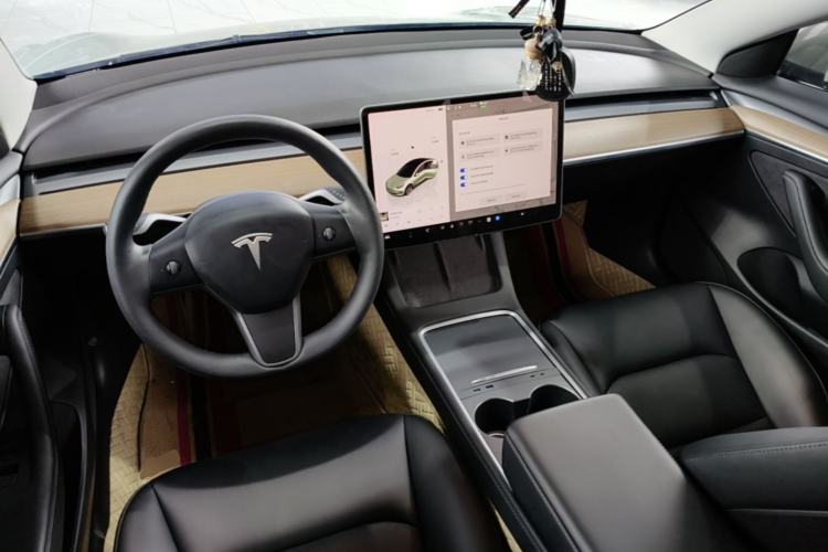 Used Tesla Model 3 2022 Rear-Wheel-Drive Version Center Console