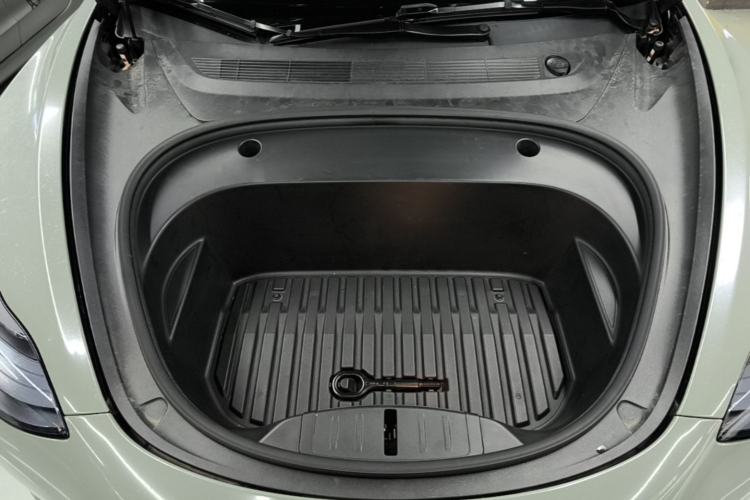 Used Tesla Model 3 2022 Rear-Wheel-Drive Version Engine Bay